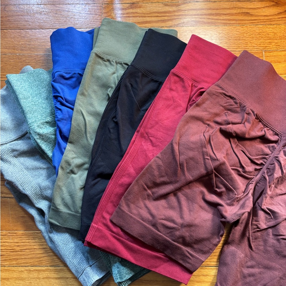 7 pairs of butt scrunch workout shorts size L